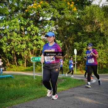 Runner Photo 8005721