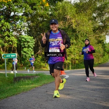 Runner Photo 8005724