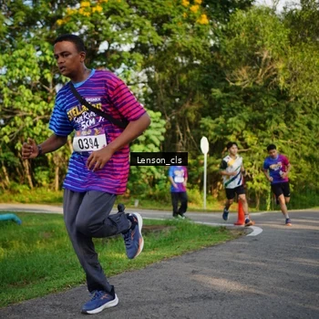 Runner Photo 8005744