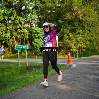 Runner Photo 8005749