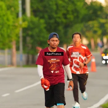 Runner Photo 8005751