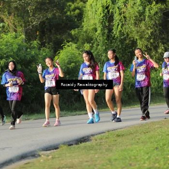 Runner Photo 8005802