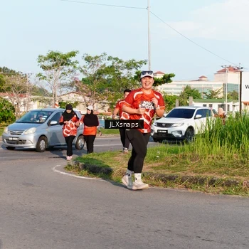 Runner Photo 8005805