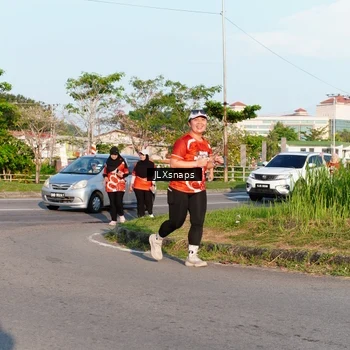 Runner Photo 8005810