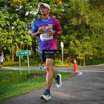 Runner Photo 8005812