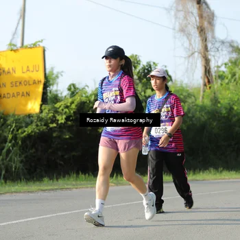Runner Photo 8005819