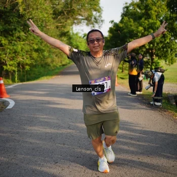 Runner Photo 8005833