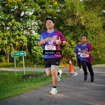 Runner Photo 8005834