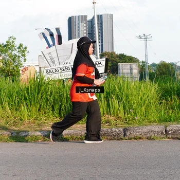 Runner Photo 8005848