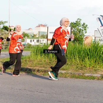 Runner Photo 8005858