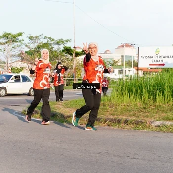 Runner Photo 8005861