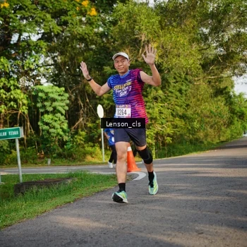 Runner Photo 8005882