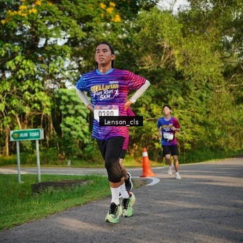 Runner Photo 8005896