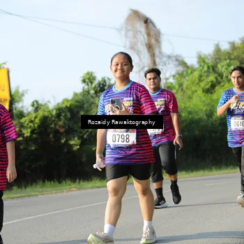 Runner Photo 8005897