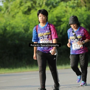 Runner Photo 8005900
