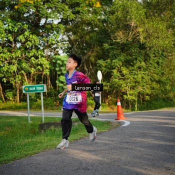 Runner Photo 8005902
