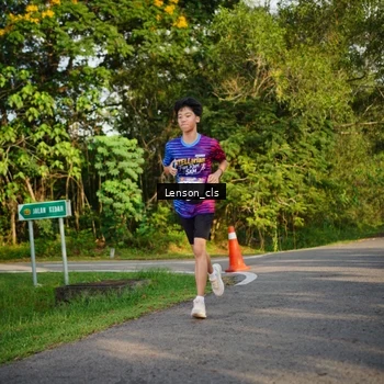 Runner Photo 8005906