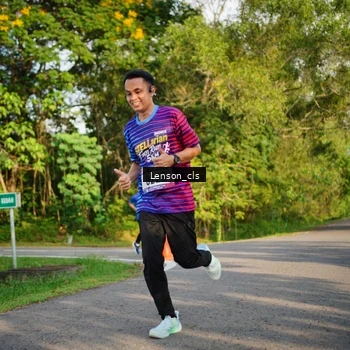 Runner Photo 8005936