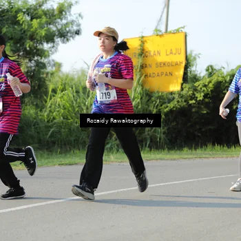 Runner Photo 8005940