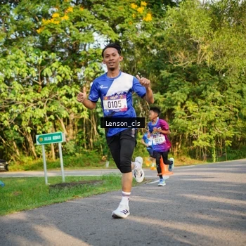 Runner Photo 8005942