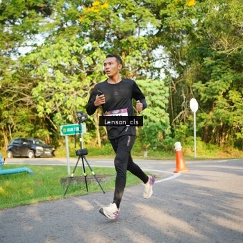 Runner Photo 8005959