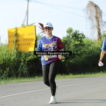 Runner Photo 8005961