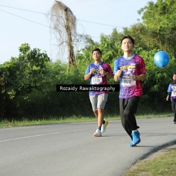 Runner Photo 8005963