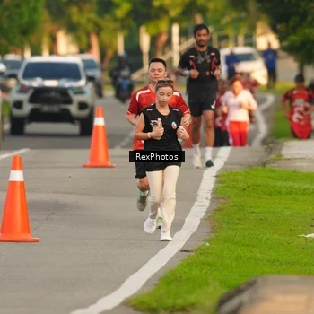 Runner Photo 8005966