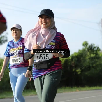 Runner Photo 8005970