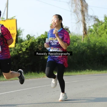 Runner Photo 8006003