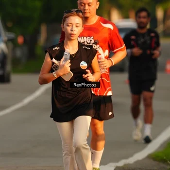 Runner Photo 8006005