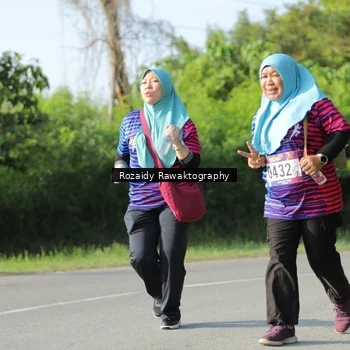 Runner Photo 8006013