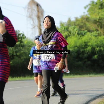 Runner Photo 8006017