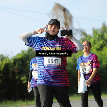Runner Photo 8006026