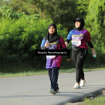 Runner Photo 8006036
