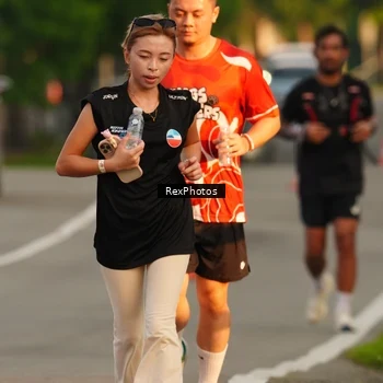 Runner Photo 8006042