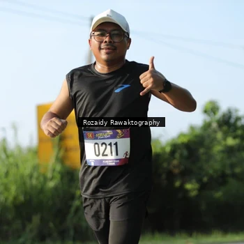 Runner Photo 8006044