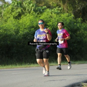 Runner Photo 8006054