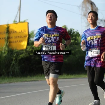 Runner Photo 8006056