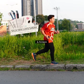 Runner Photo 8006080