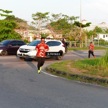 Runner Photo 8006089