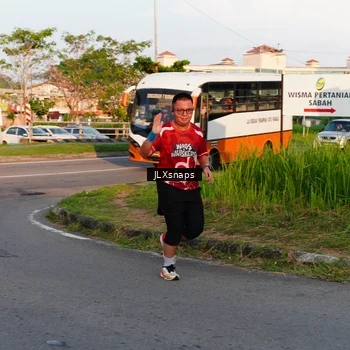 Runner Photo 8006107