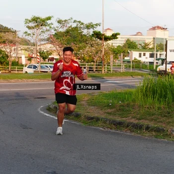 Runner Photo 8006120