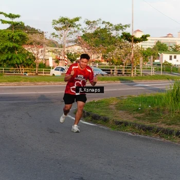 Runner Photo 8006124