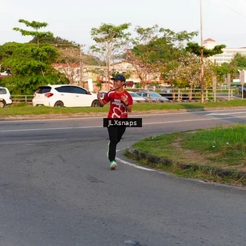 Runner Photo 8006128