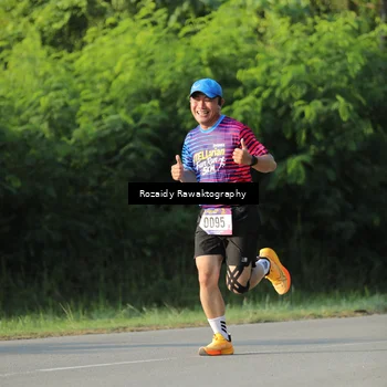 Runner Photo 8006134