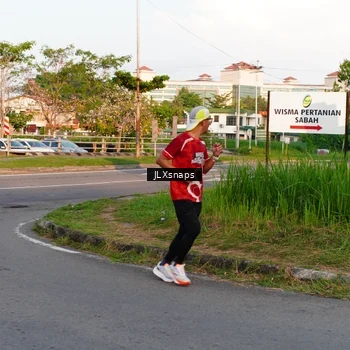 Runner Photo 8006139