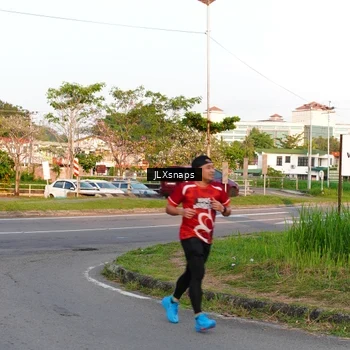 Runner Photo 8006145