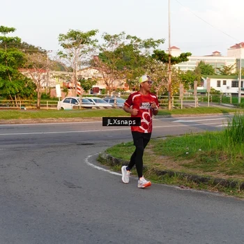 Runner Photo 8006149