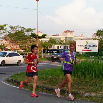 Runner Photo 8006160
